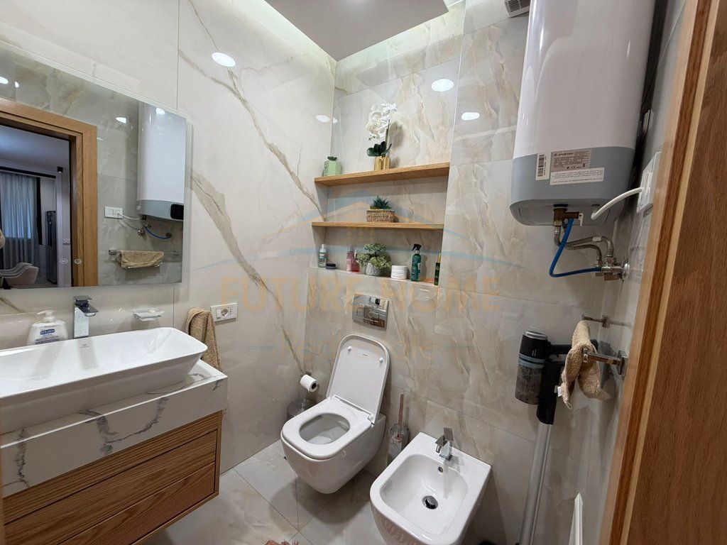 Appartamento 3+1+2, Via Kavaja, Tirana.