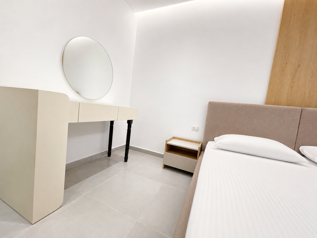 Shitet apartament 1+1 i mobiluar ne Golem