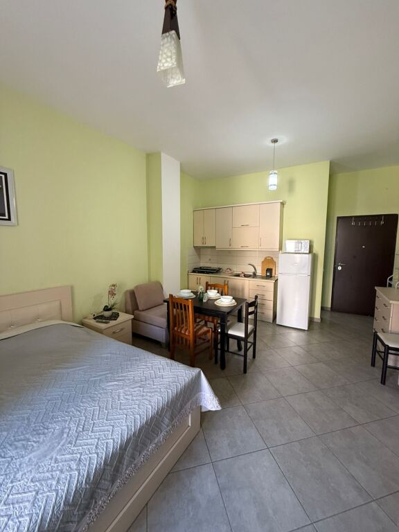 🏡 Monolocale in affitto alla Prima Stazione della Spiaggia, Durrës