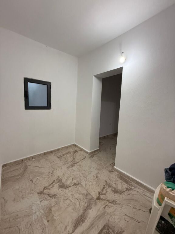 Casa privata 2+1 in Affitto vicino all'Ospedale, Durrës