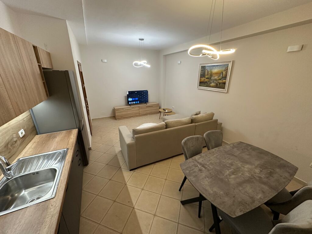 Apartament 2+1 Don Bosko  80m2 neto Kati 6 pa ashensor Mobilim i ri