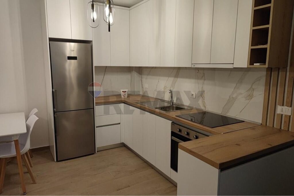 Shitet Apartament 1+1 Ish-Fusha e Aviacionit