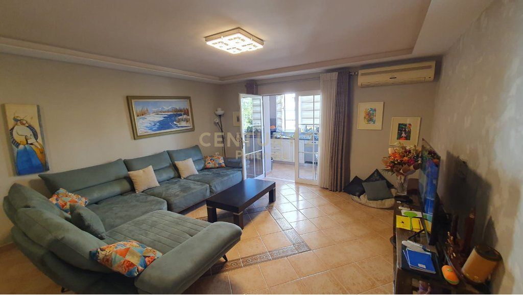 Apartament ne shitje 2+1+2 tek Vasil Shanto 265,000 €