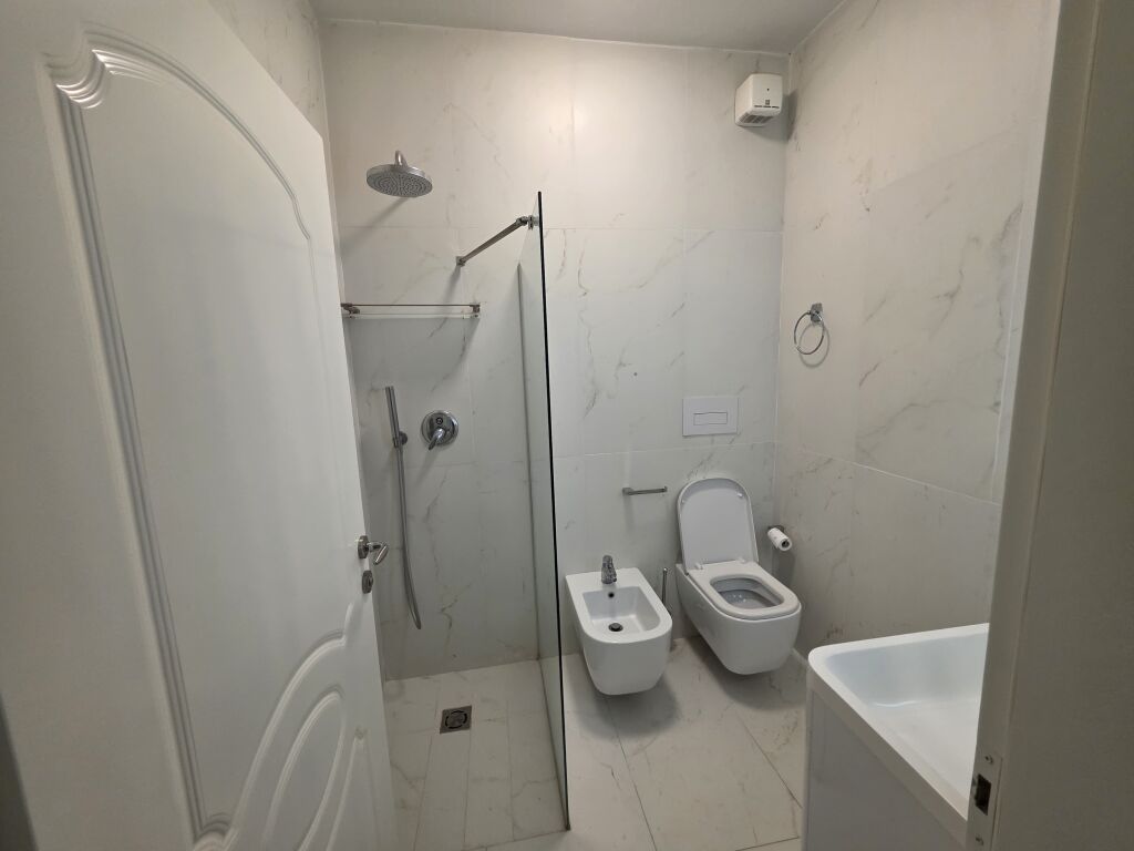 Pazari Ri Apartment 2+1+2 For Sale