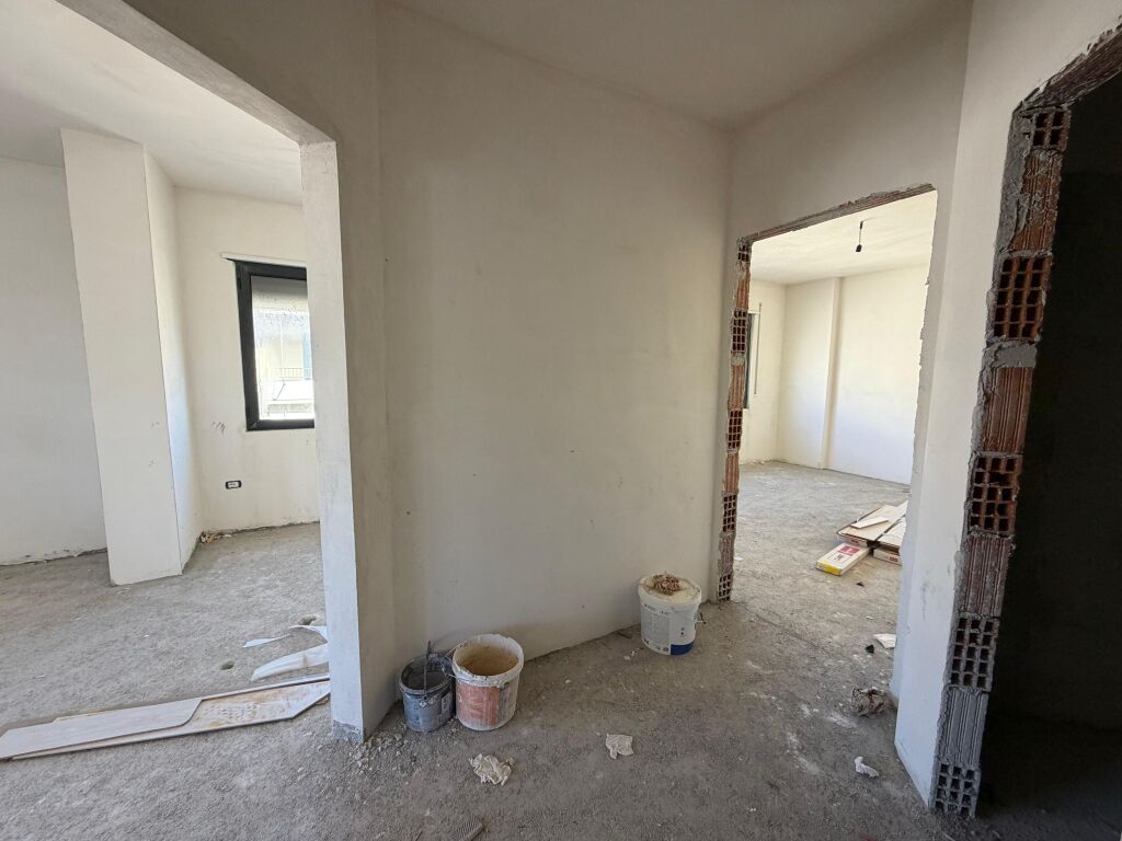 Apartament 1+1 ne shitje Vlore , Bulevardi Vlore-Skele