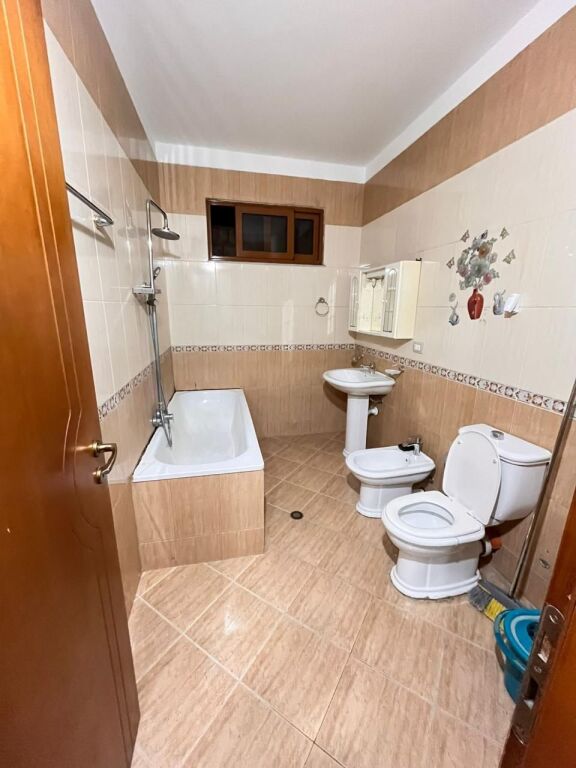 Apartament 1+1 per shitje Vlore , Green Tower te Kali Trojes