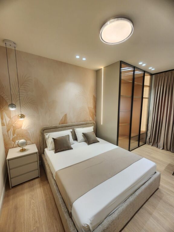 Shitet Apartament 1+1 ne Plazh