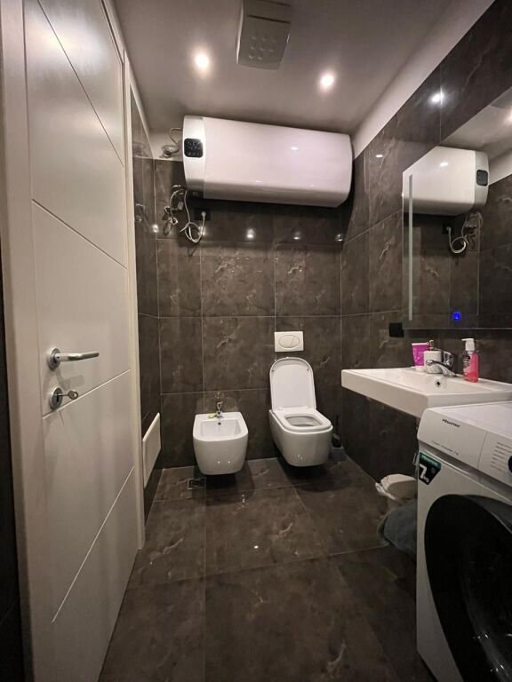 Shesim super apart 2+1+2 te Kompleksi Delijorgji