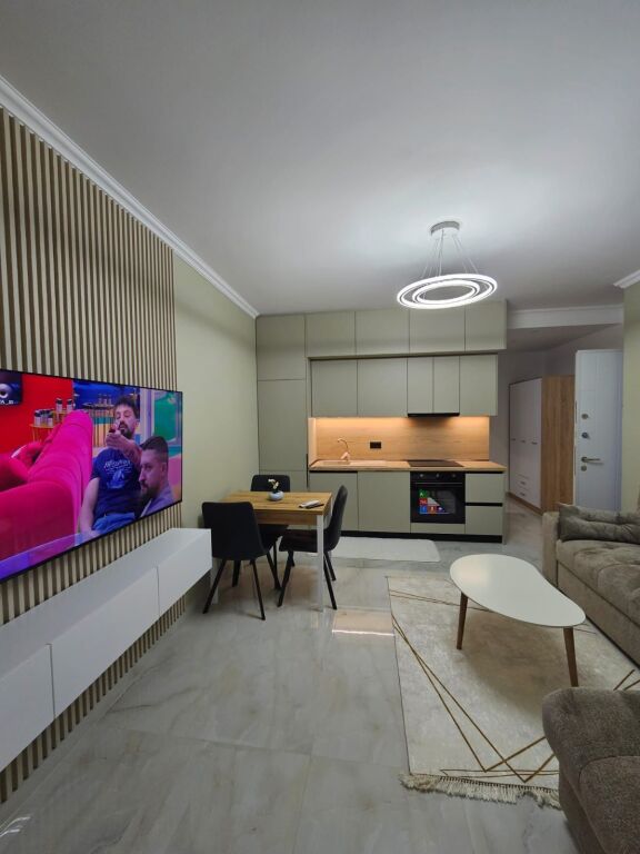 Apartment 1+1 for rent. 5 Maji Street Tirana