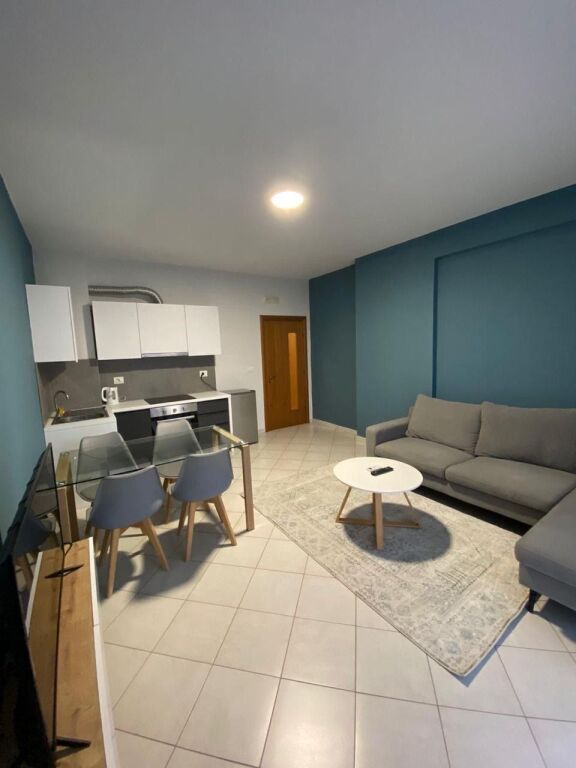 Apartament në shitje Lungomare Vlorë