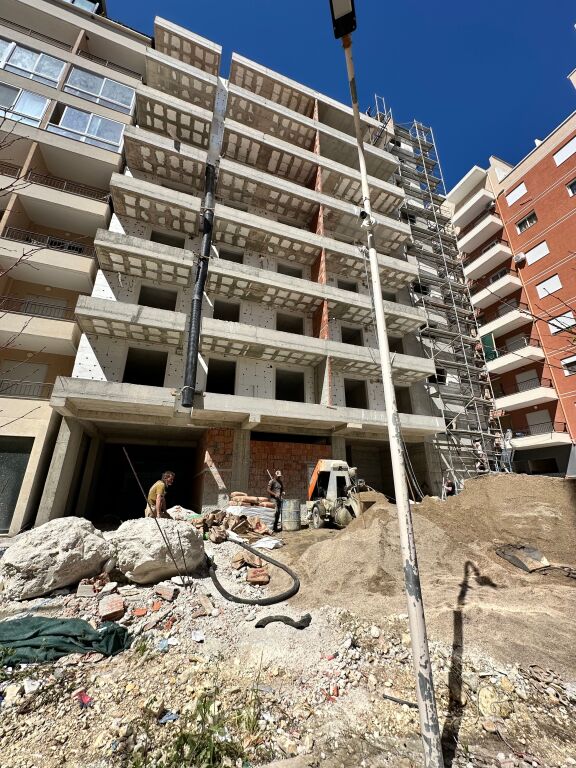 Apartament 1+1 per shitje ne Vlore , Bolv Oil