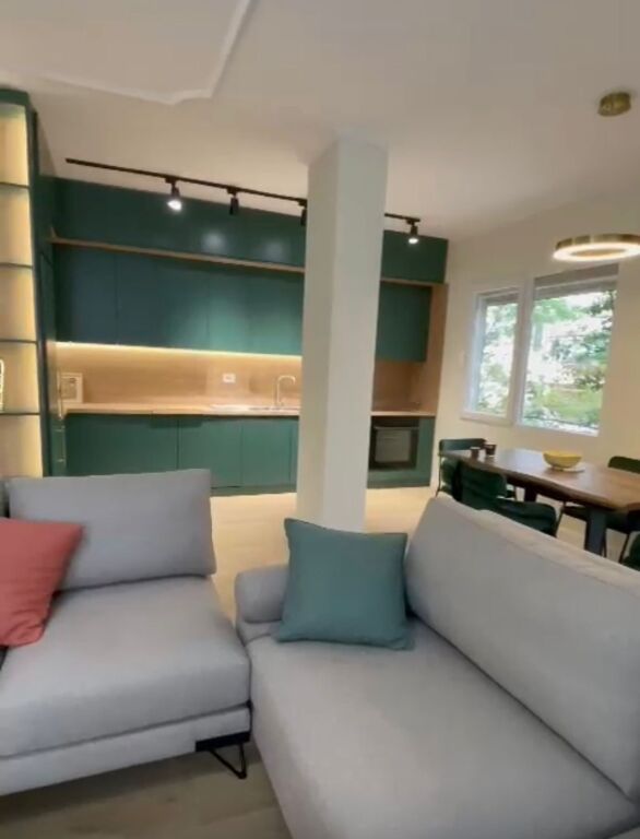 Super 2+1 for rent at Komuna e Parisit, Kristal Center