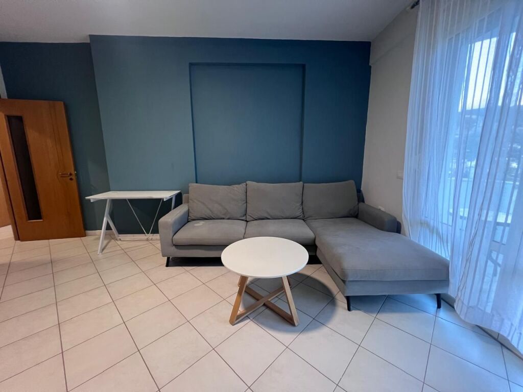 Apartament në shitje Lungomare Vlorë