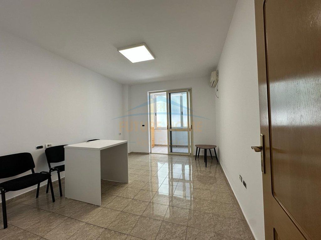 Affitto, Uffici, Bllok, Tirana