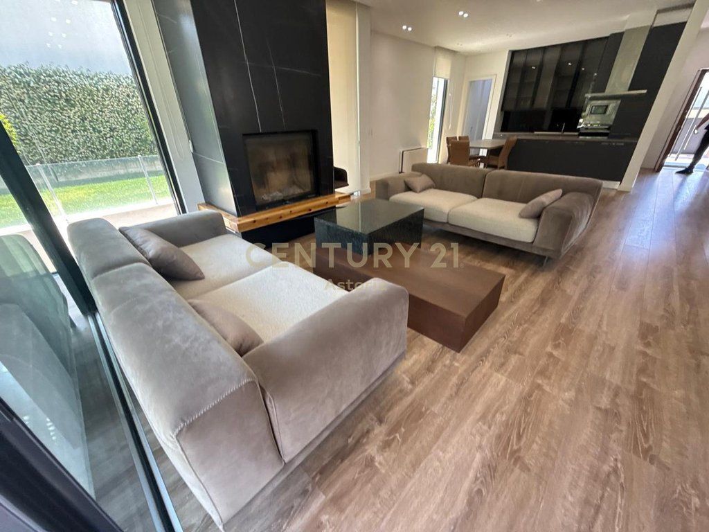 Individual villa for rent in Mandarine Drive Residence,