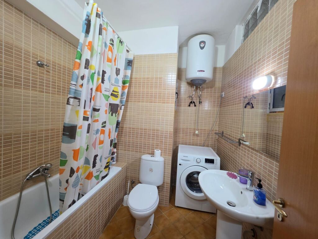 Apartment 2+1+2wc + PARKING for Long Term Rent - Lungomare, Vlore