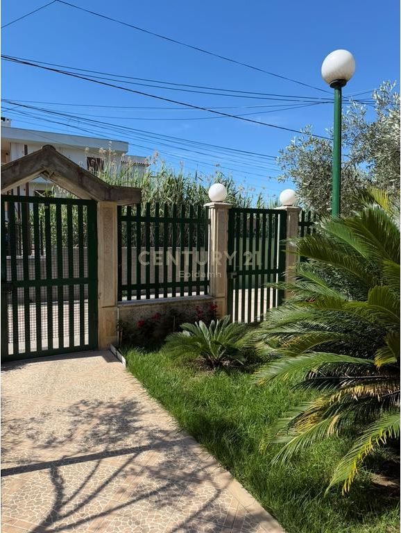 Apartament 2+1 me Qera në Lagjen 17, Durrës