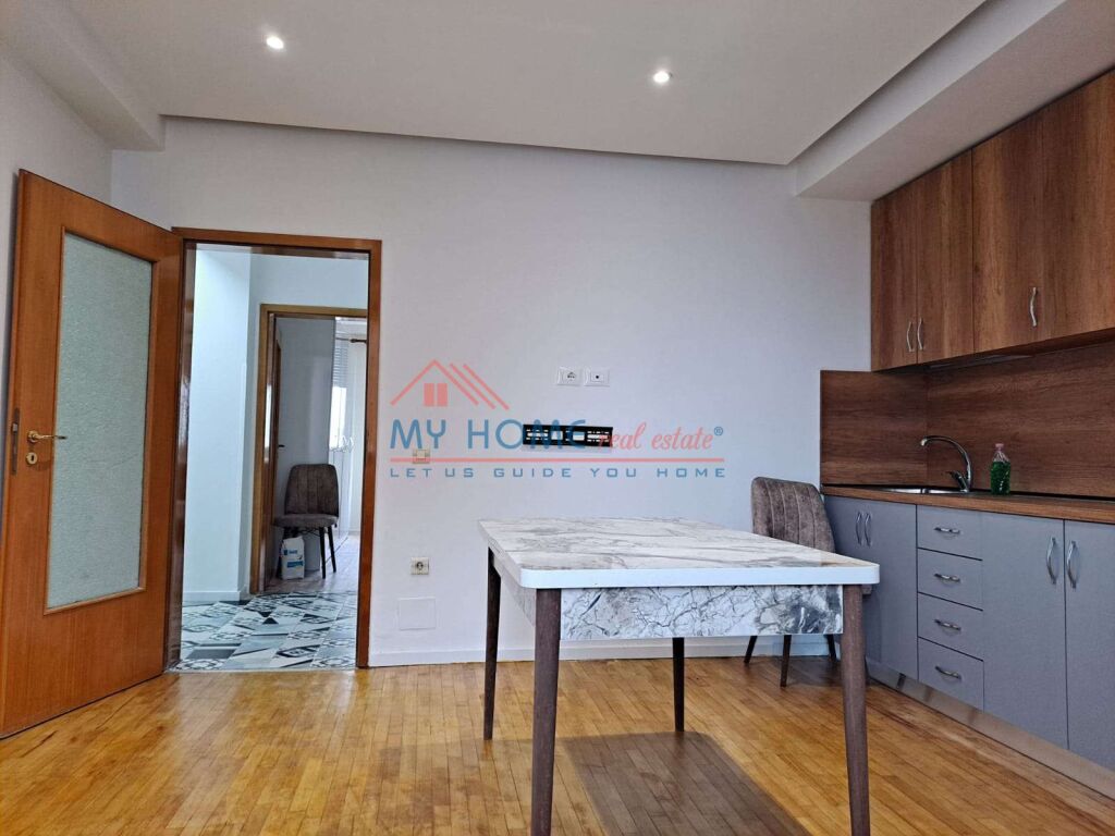 Apartament 2+1 me Qira Ish Restorant Durresi Tirane