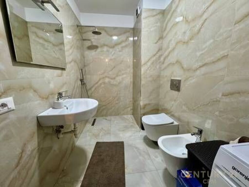 1+1 apartment for rent at Zirkon Complex!