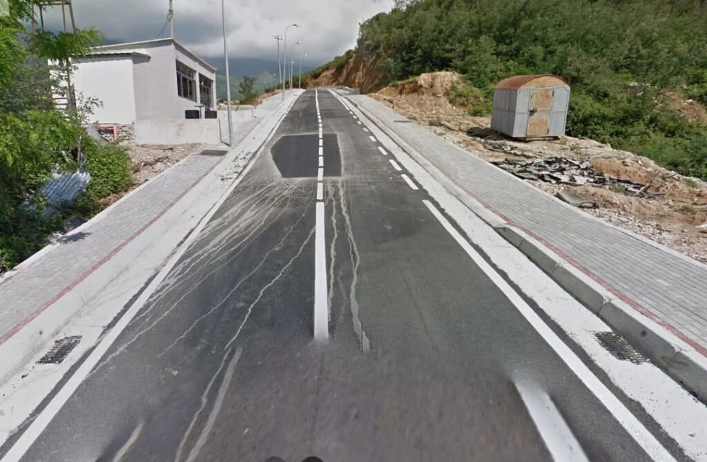 TERRENO IN VENDITA 182 M + EDIFICIO - VIA DAJT, TIRANA