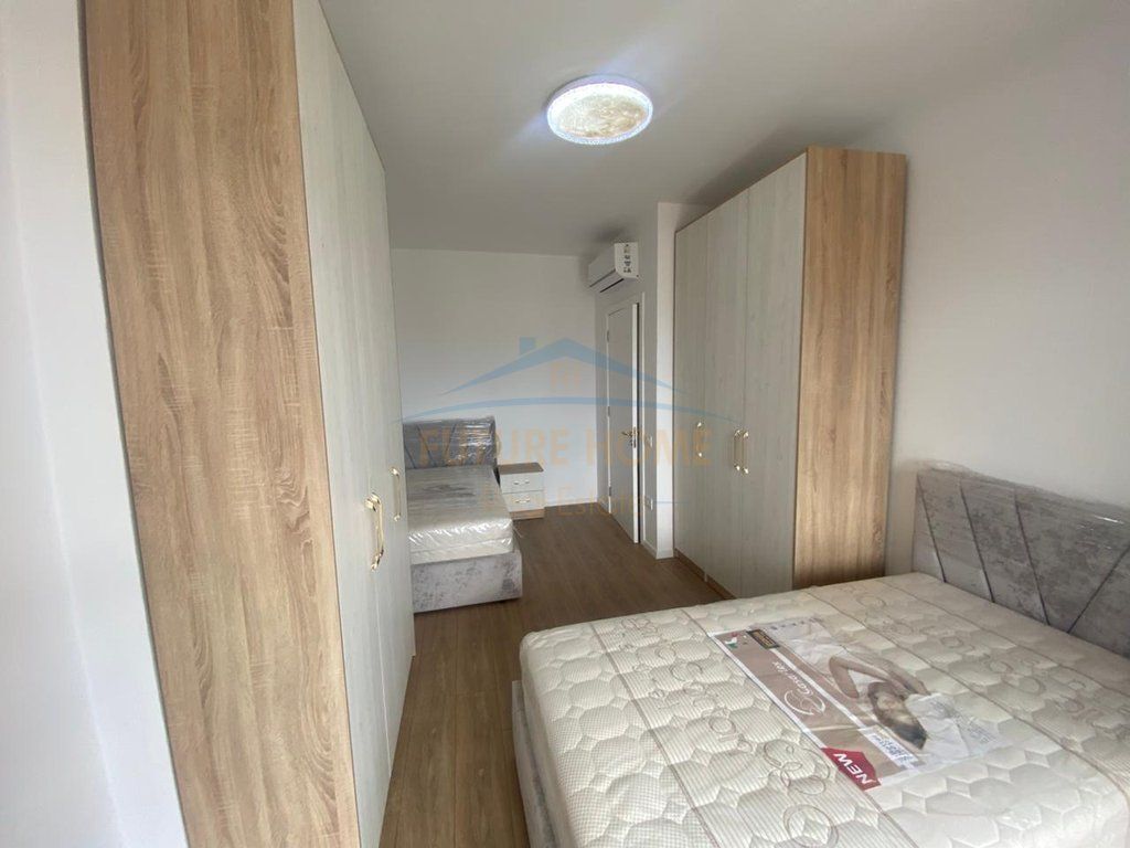 Qera, Apartament 2+1+2, Kamez