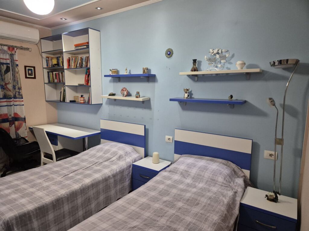 JEPET ME QERA APARTAMENT 2+1 TEK Shkolla e Baletit - RRUGA ELBASANIT  , TREGU ELEKTRIK, ALI DEM , 600 EURO
