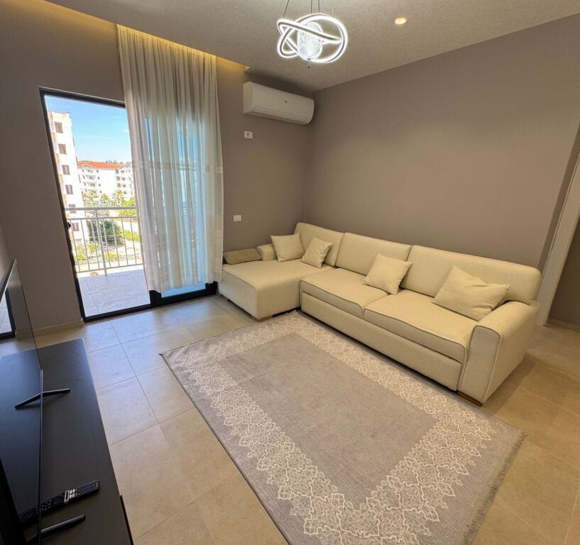 🏡 Apartment 1+1 for Sale  📍 Skënderbeu Street, Golem