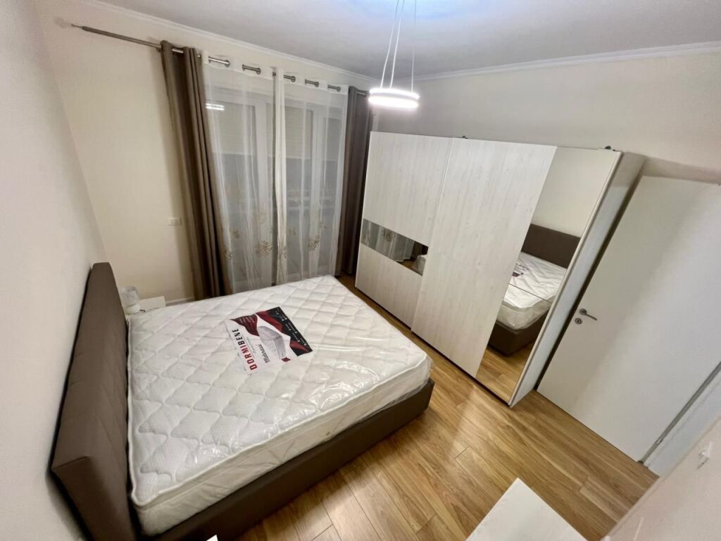 SHESIM, APARTAMENT MODERN 1+1 tek Liqeni i Thate, Rruga Eduart Mano
