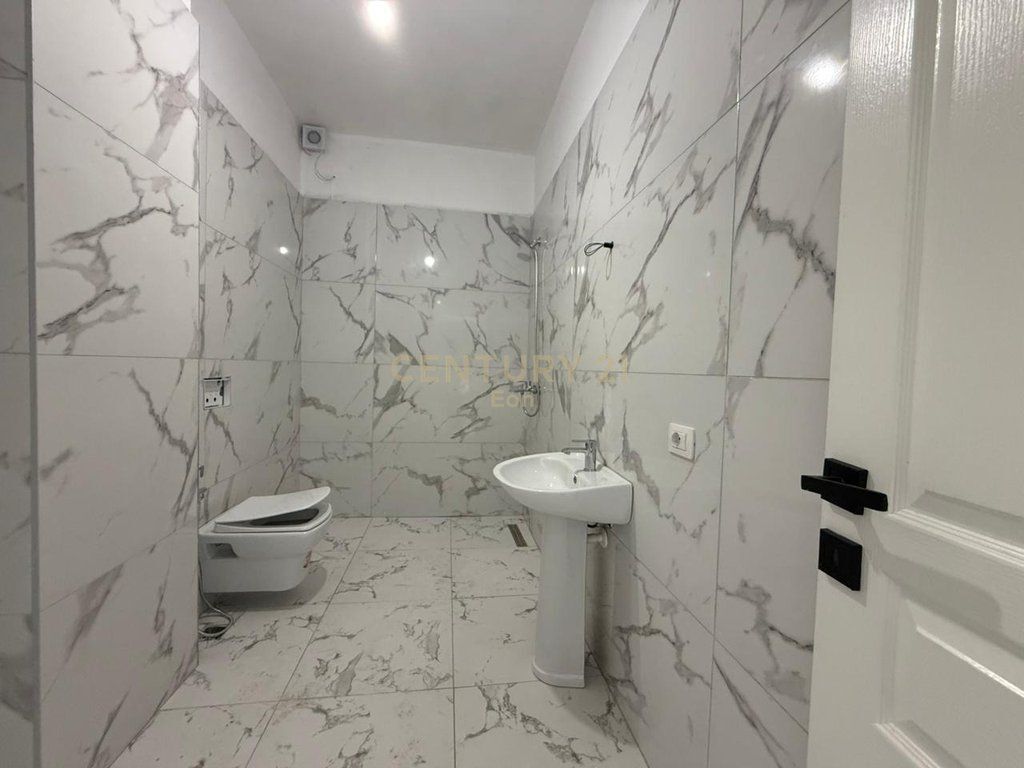 Apartment 1+1 For Sale in Golem, Durrës - 107000€ | 68 m²