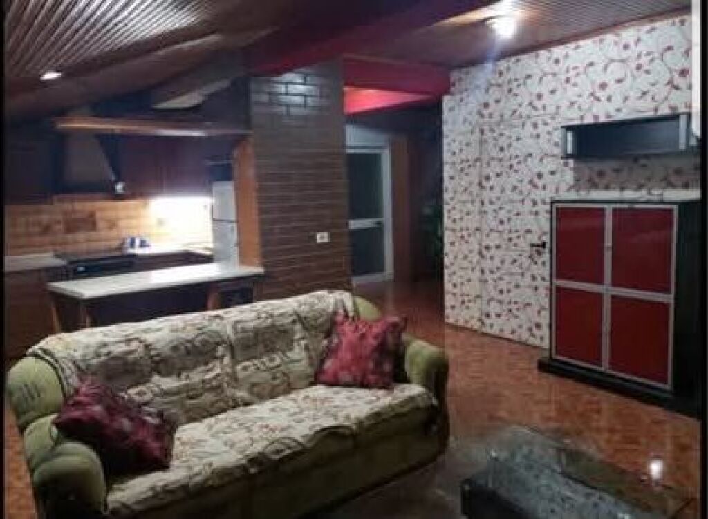 FOR RENT 2+1 3RD FLOOR OF AN ALPIN VILLA - PORCELAIN