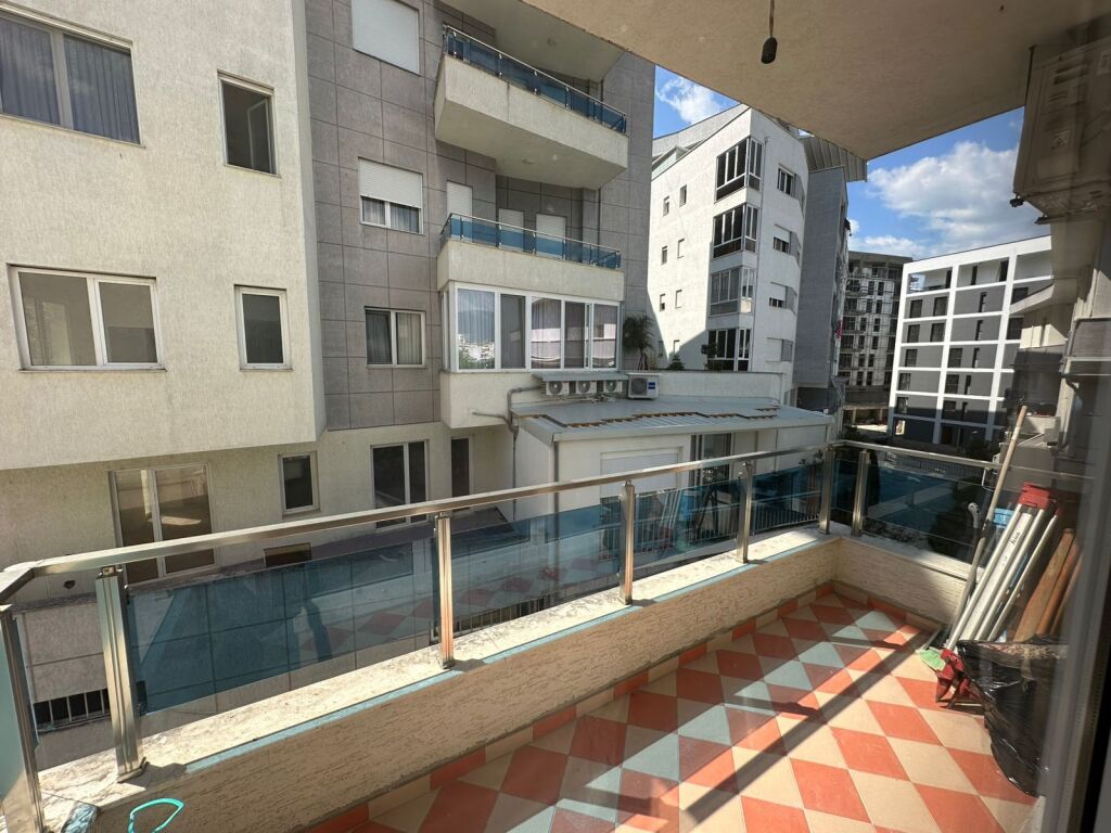 Shitet Apartament 2+1+2 Tualete , Kopshti Zoologjik