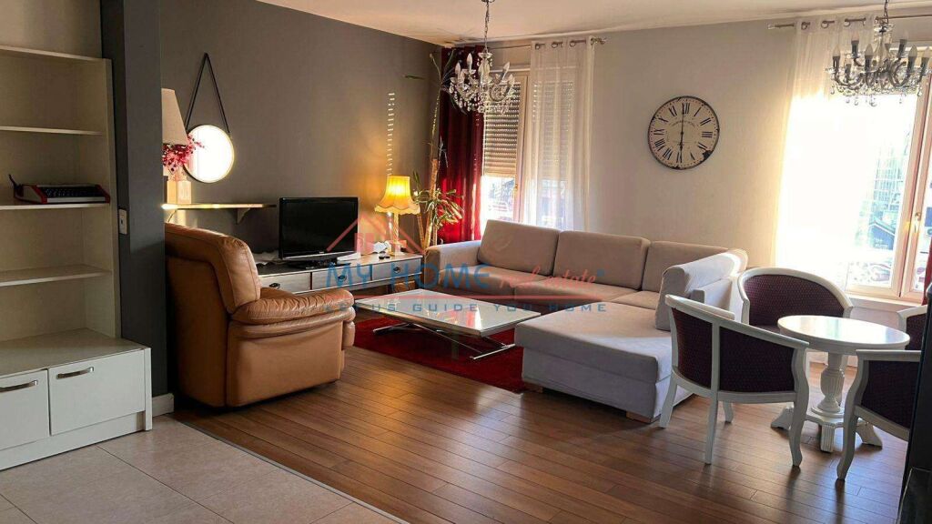 Duplex for rent on Durres Street in Tirana