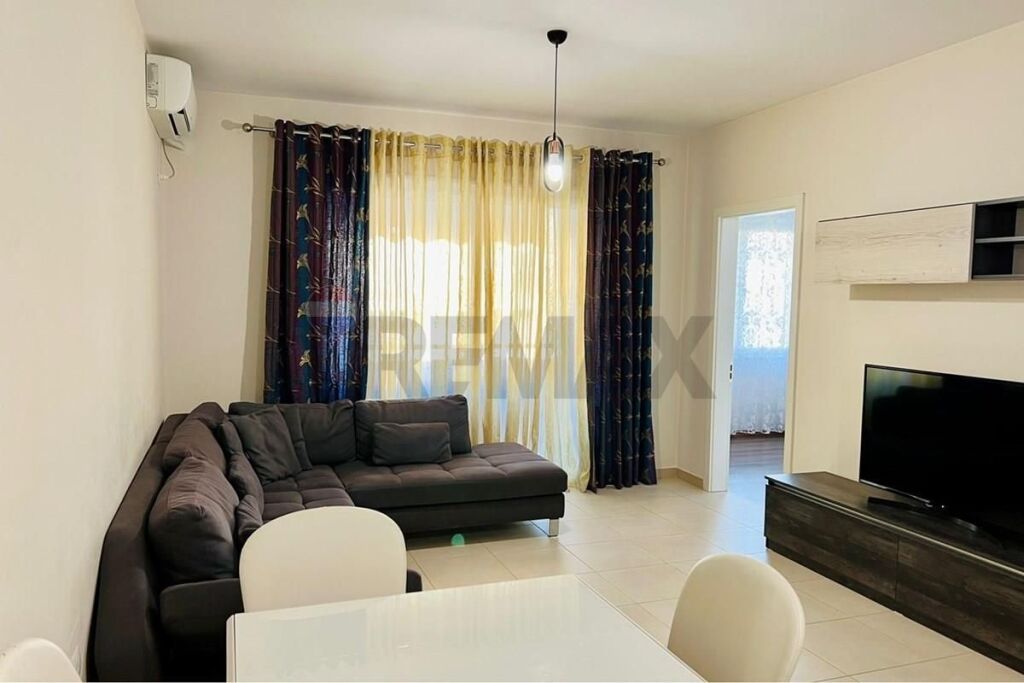 Apartment 2+1+2+Parking for rent Kinostudio