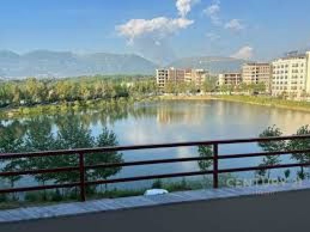 In vendita, Appartamento 2+1+2 Balconi, Lago Secco, Tirana