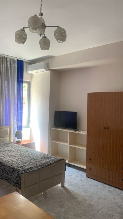 Furnished studio apartment for rent for two people in Vasil Shanto.