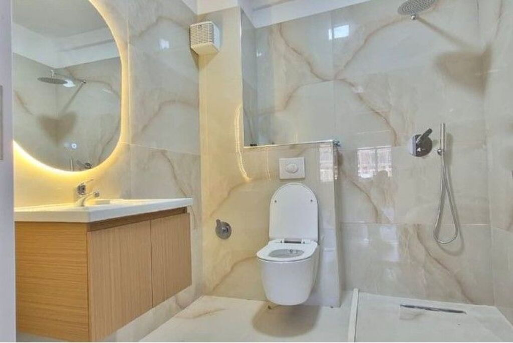 Shitet Super Apartament 2+1+2 Bulevardi Zhan D’Ark – pranë Ministrisë së Jashtme