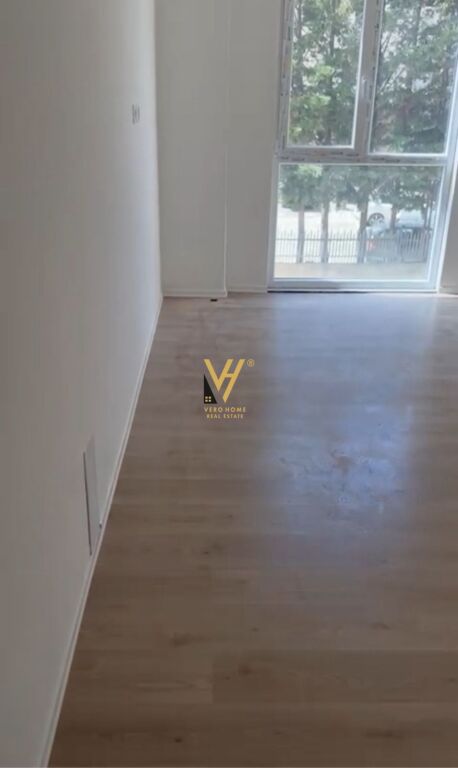 UFFICIO 100 M2 IN AFFITTO A PASKUQAN 45.000 LEKE