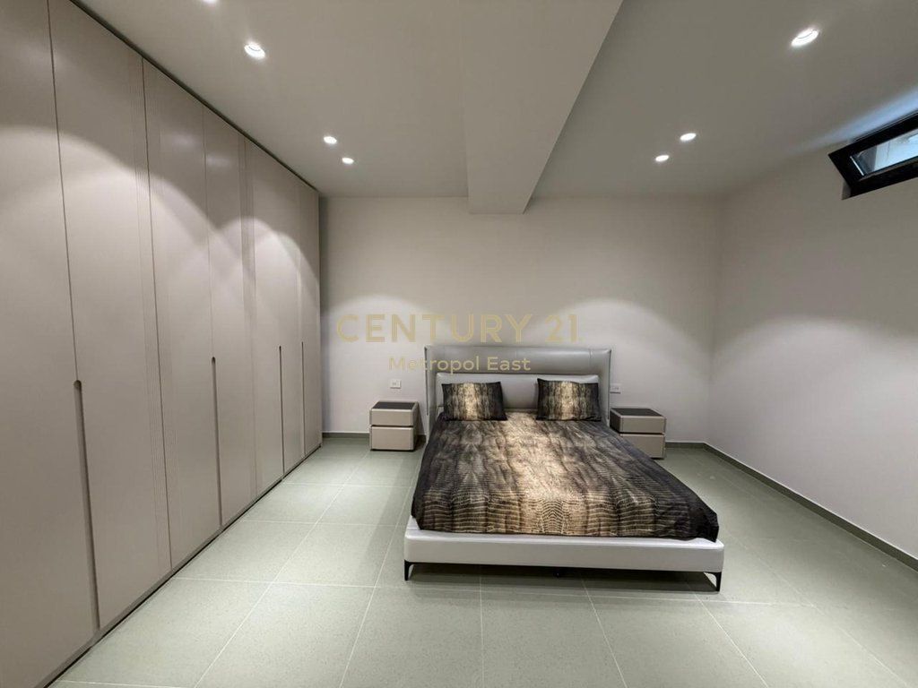 VILLA INDIVIDUALE IN AFFITTO IN UN COMPLESSO RESIDENZIALE A FARKE