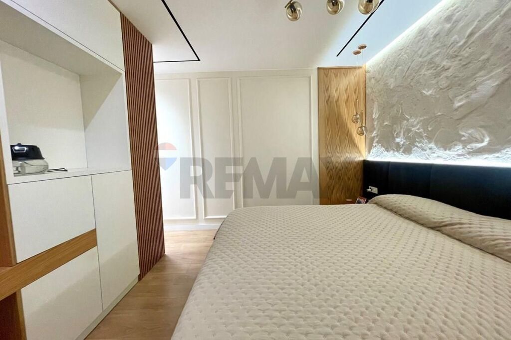 Apartament modern 3+1 ne Qender te Tiranes!