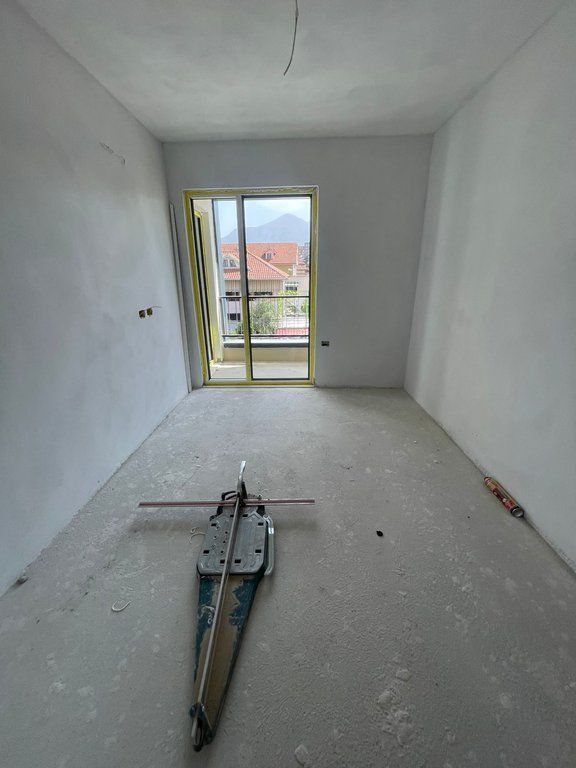 For sale, Apartment 2+1, Siri Kodra Street, Tirana