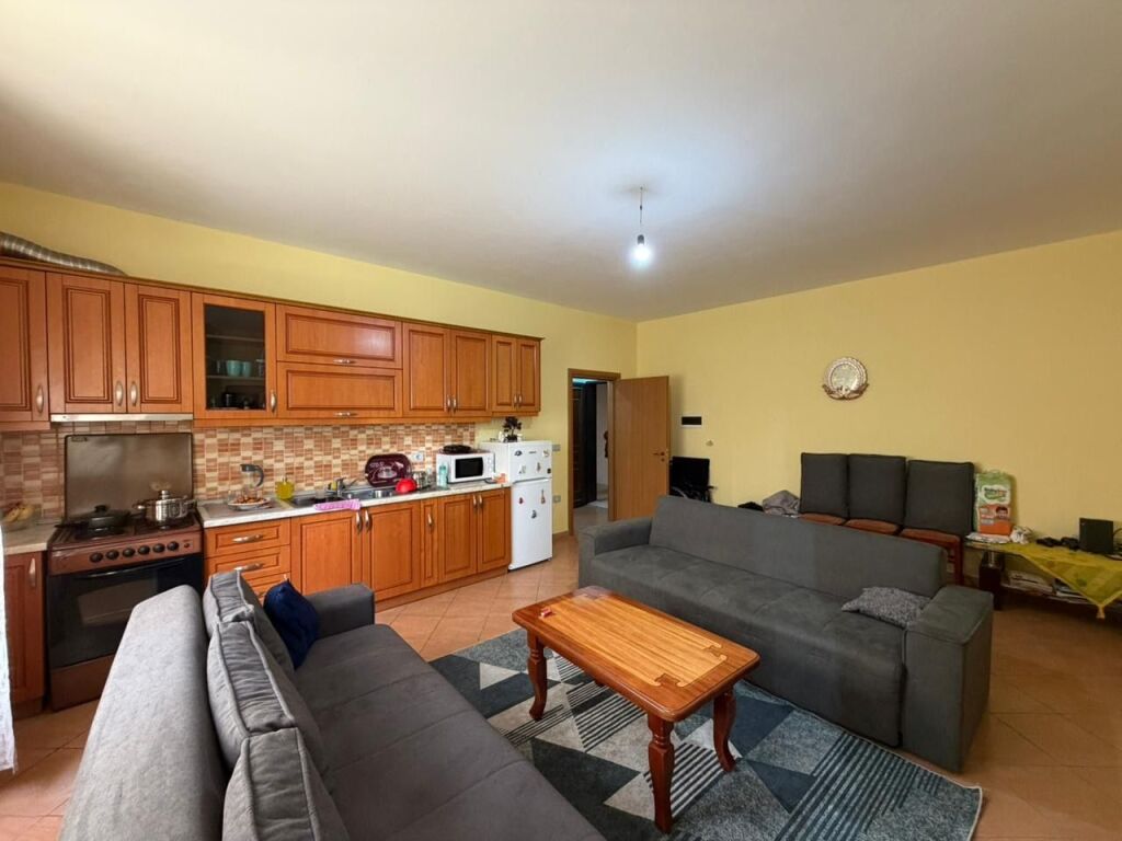 Apartament per shitje 1+1 Vlore