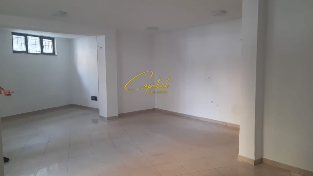 SHOP FOR RENT 65 M2 ALI DEMI 65,000 LEKE