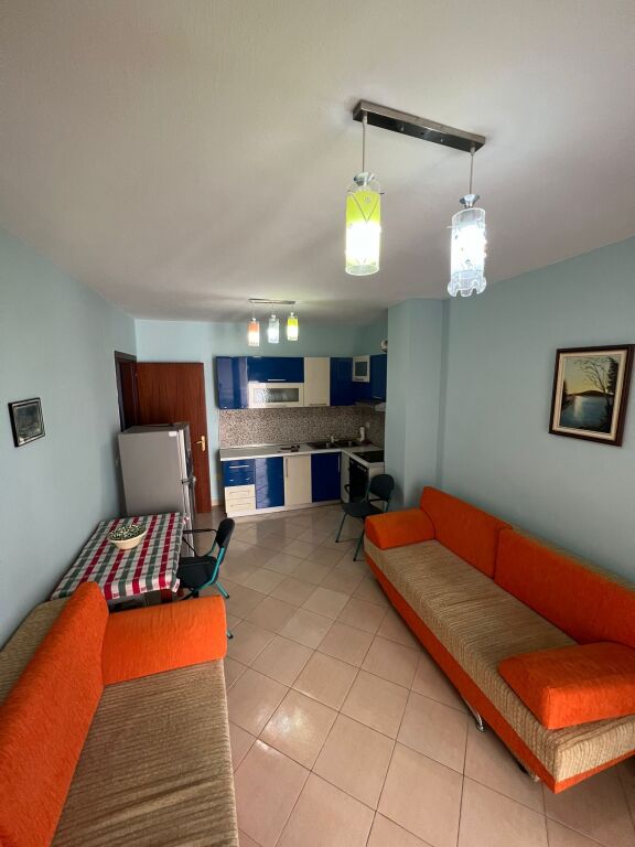 Okazione Shitet Apartment