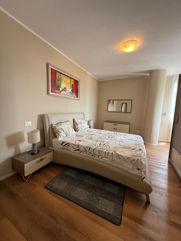 🌊 “Apartament 1+1 me qira me Pamje  nga Deti – Pelikani, Plazh Durrës”