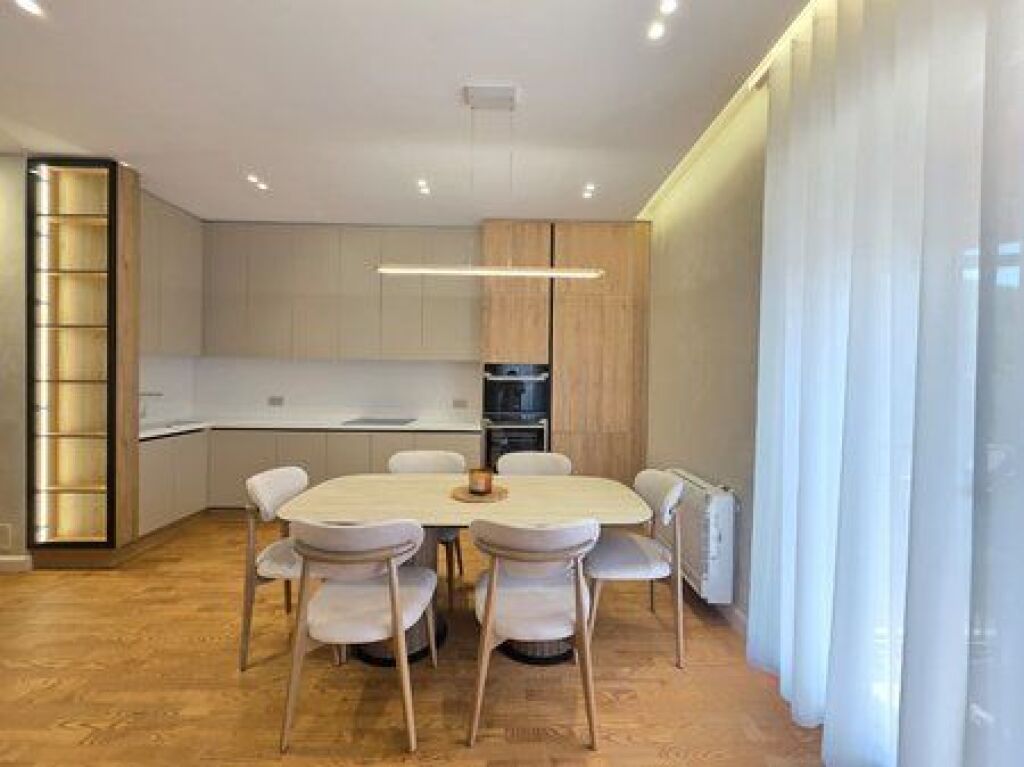 Exclusive 3+1+3 apartment for rent in the Secret Garden Residence !!
