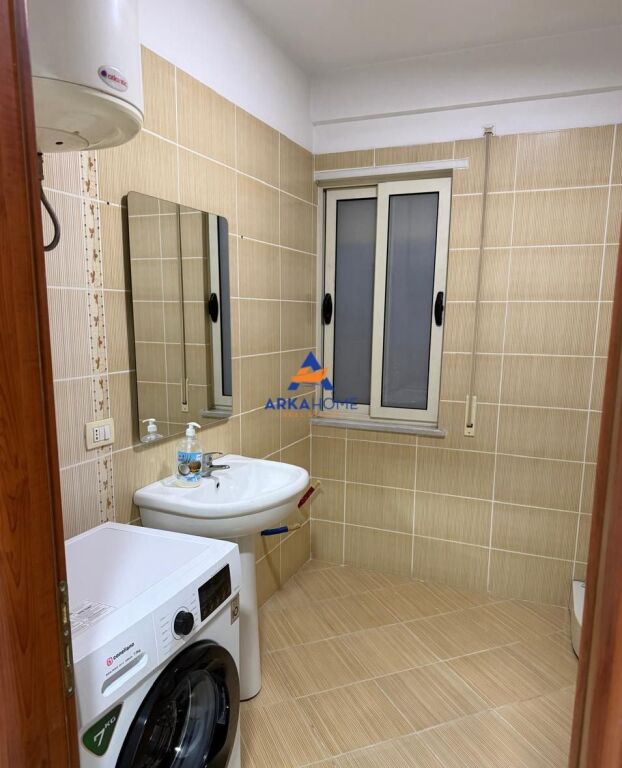 JEPET ME QERA APARTAMENT 2+1 "TEK JORDAN MISJA" 70.000 LEKE
