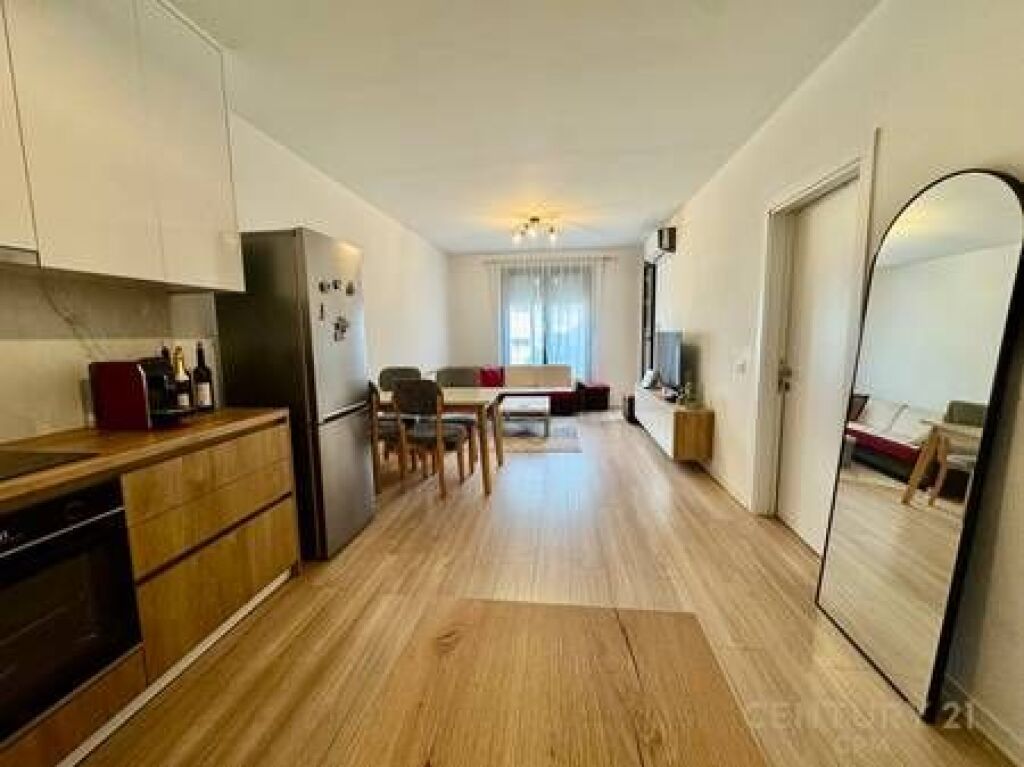 1+1 apartment for rent at Zirkon Complex!