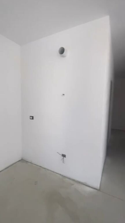 Shitet Apartament 2+1+Parkim  Univers City