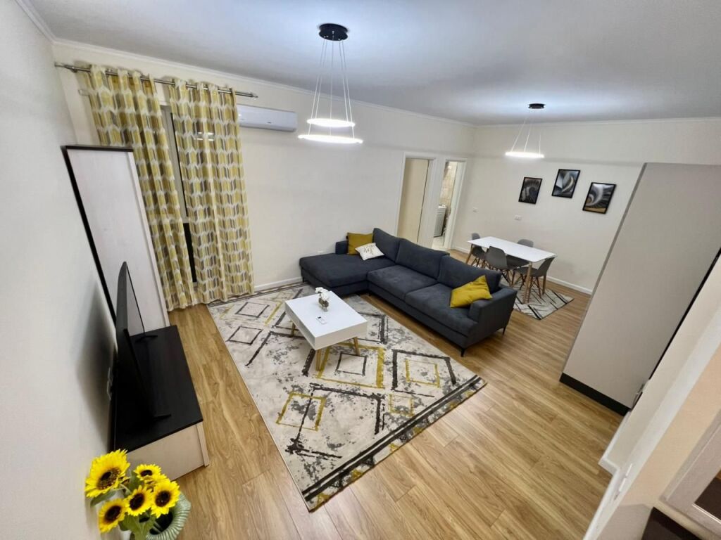 SHESIM, APARTAMENT MODERN 1+1 tek Liqeni i Thate, Rruga Eduart Mano