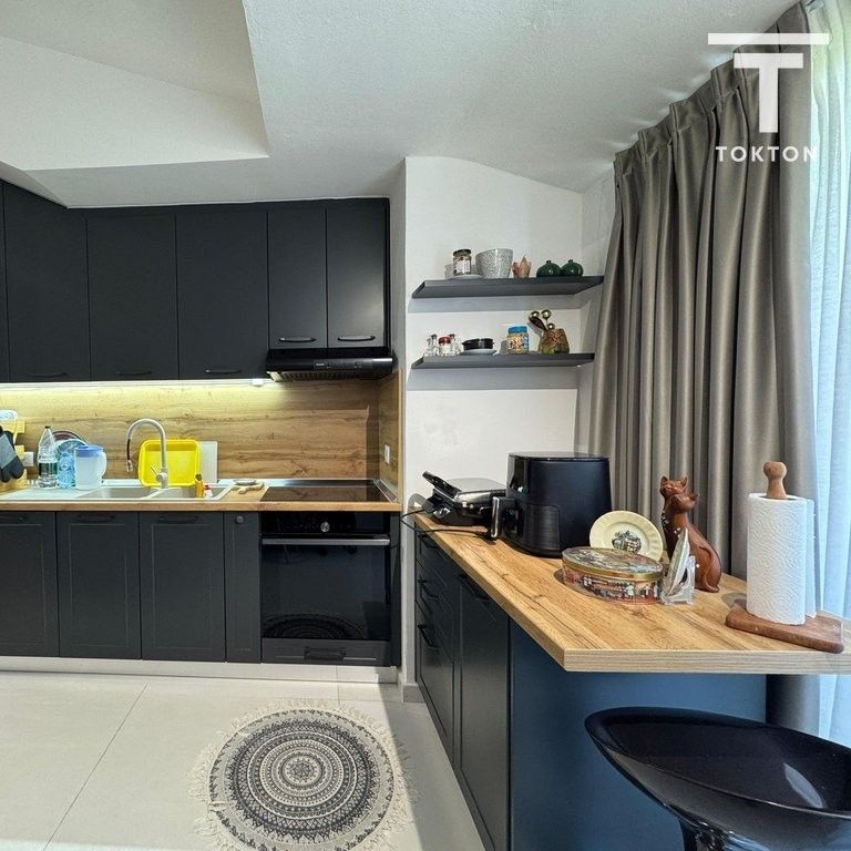 SHITET, APARTAMENT 1+1, FRESKU, TIRANË